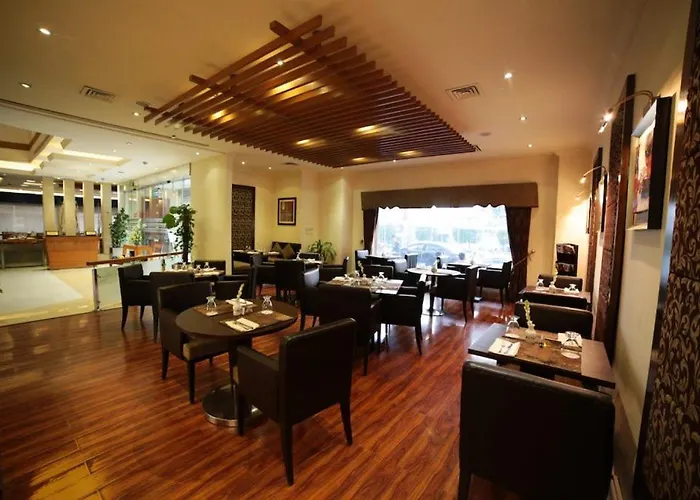 Park Lane Hotel